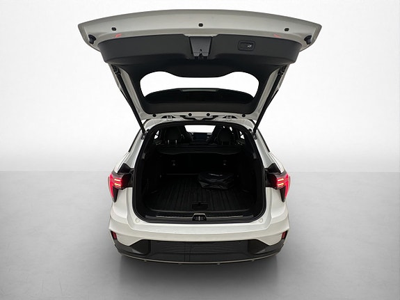 Lynk & Co 01 27 of 30