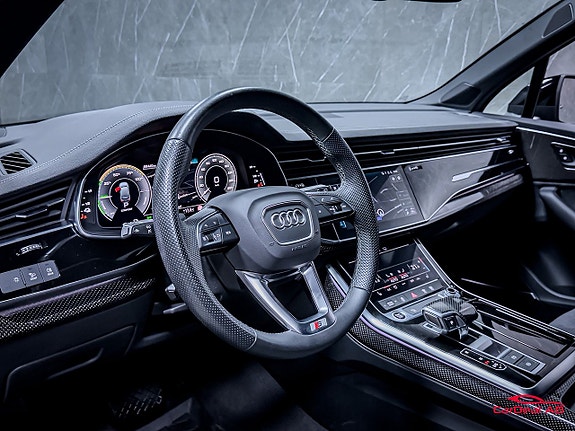 Audi Q7 12 of 30