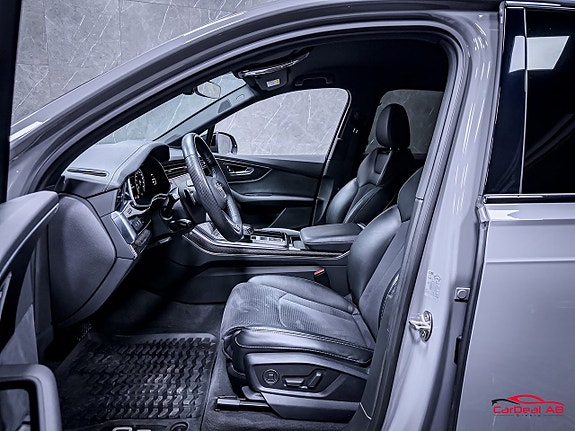 Audi Q7 10 of 30