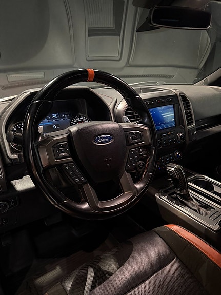 Ford F-150 17 of 22