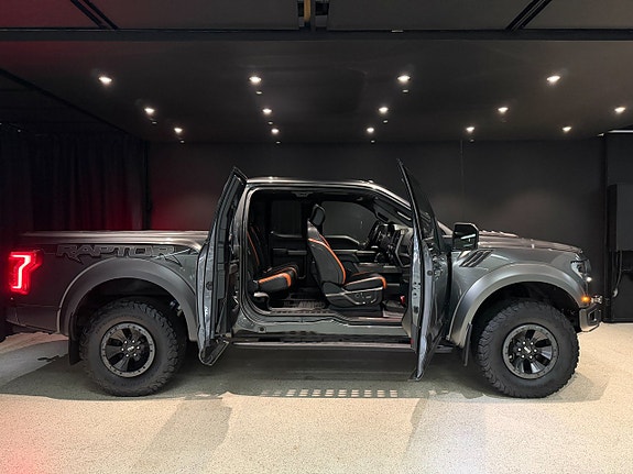 Ford F-150 9 of 22