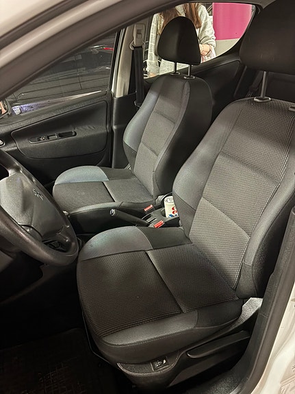 Peugeot 207 6 of 6