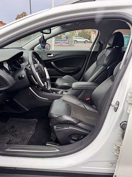Citroen C5 10 of 13