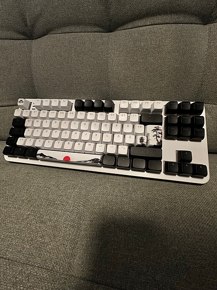 Product image 1 of 7