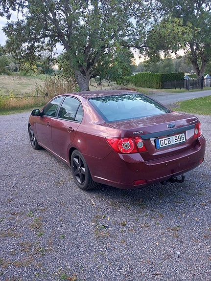 Chevrolet Epica 3 of 17