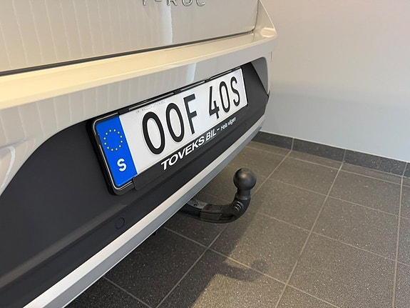 Volkswagen T-Roc 5 of 12