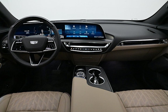 Cadillac Lyriq 6 of 27