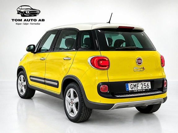 Fiat 500L 4 of 30