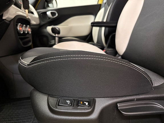 Fiat 500L 13 of 30