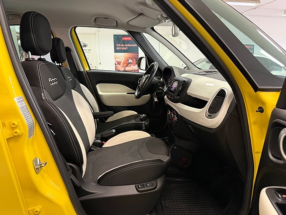 Fiat 500L 16 of 30