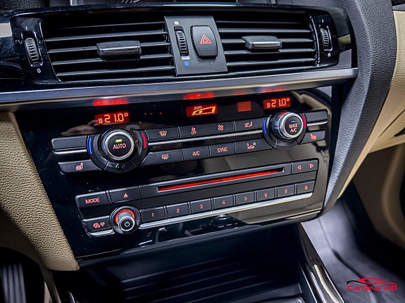 BMW X4 28 of 30