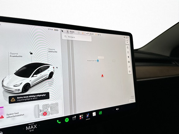 Tesla Model 3 25 of 30