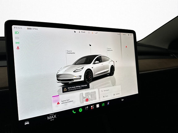 Tesla Model 3 23 of 30