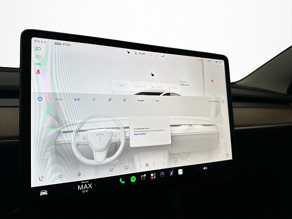 Tesla Model 3 27 of 30