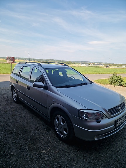 Opel Astra 2 of 6