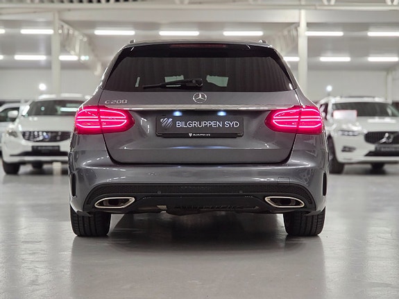Mercedes-Benz C200 5 of 24