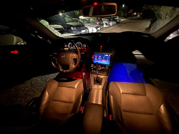 Volvo V70 9 of 9