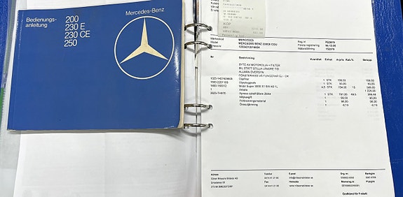 Mercedes-Benz 230 CE 27 of 27