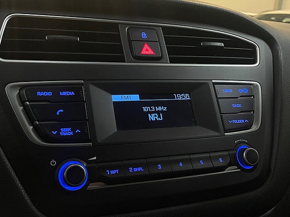 Hyundai i20 16 of 18