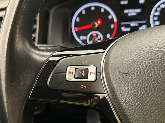 Volkswagen Polo 21 of 24