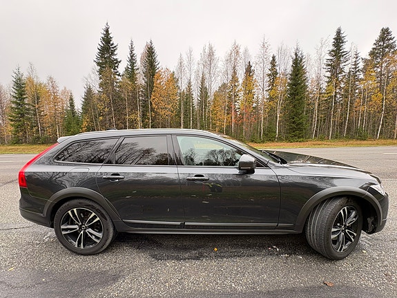 Volvo V90 Cross Country 5 of 11