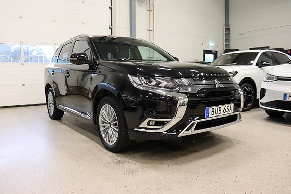 Mitsubishi Outlander 2 of 27