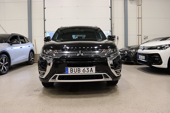 Mitsubishi Outlander 3 of 27