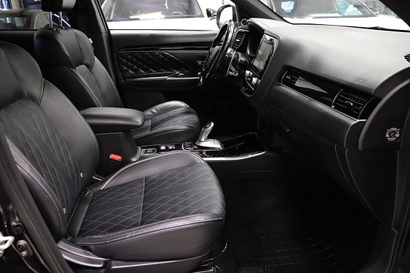 Mitsubishi Outlander 10 of 27