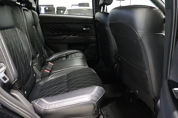 Mitsubishi Outlander 12 of 27