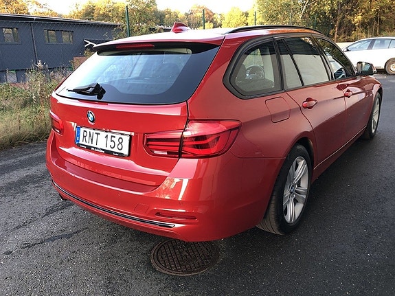 BMW 318d 3 of 19