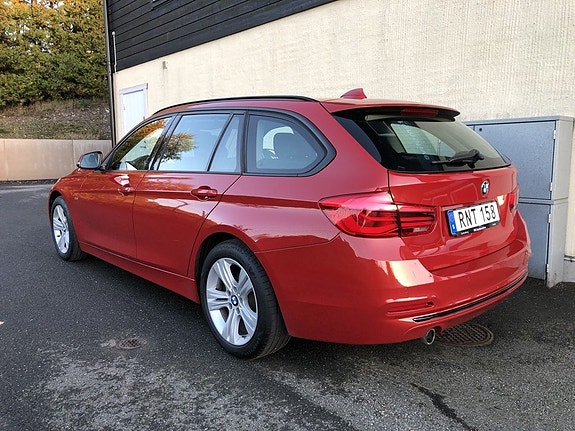 BMW 318d 2 of 19