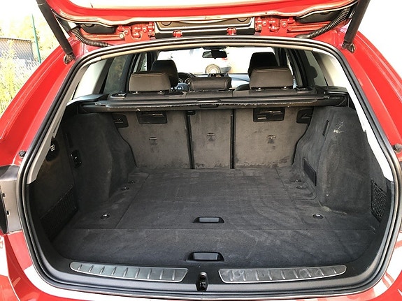 BMW 318d 12 of 19