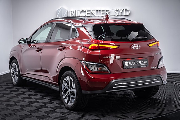 Hyundai Kona 11 of 28