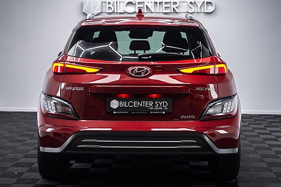 Hyundai Kona 10 of 28