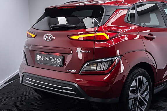 Hyundai Kona 9 of 28