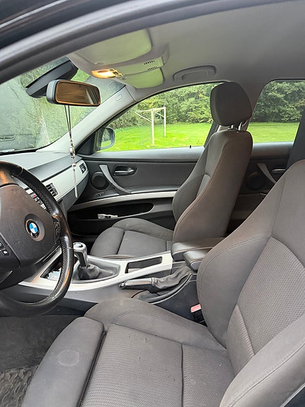 BMW 320d 6 of 9