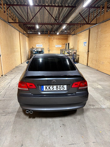 BMW 325d 3 of 19
