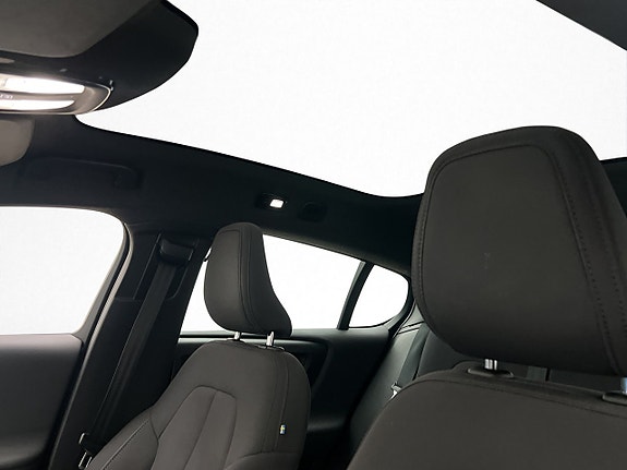 Volvo C40 14 of 30