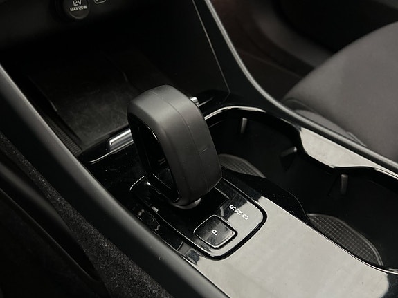 Volvo C40 27 of 30