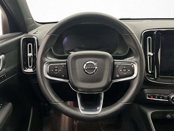 Volvo C40 16 of 30