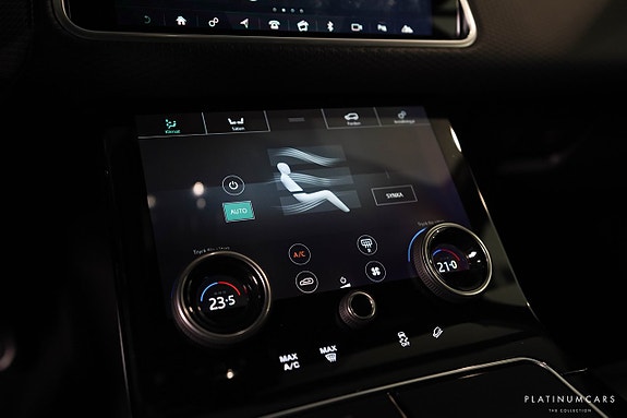 Land Rover Range Rover Velar 14 of 21