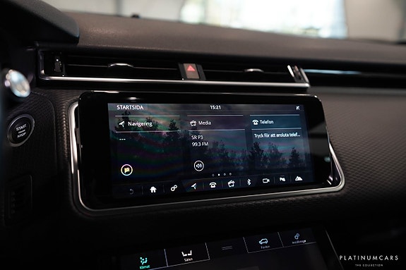 Land Rover Range Rover Velar 13 of 21