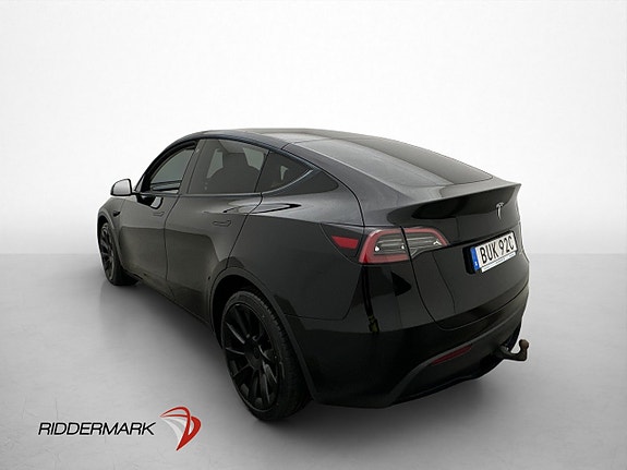 Tesla Model Y 6 of 30
