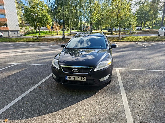 Ford Mondeo 15 of 20