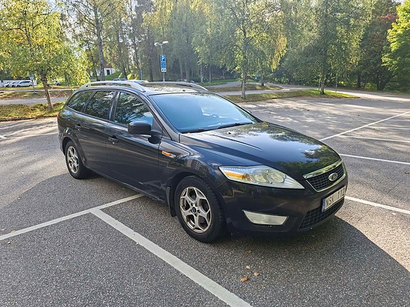 Ford Mondeo 17 of 20
