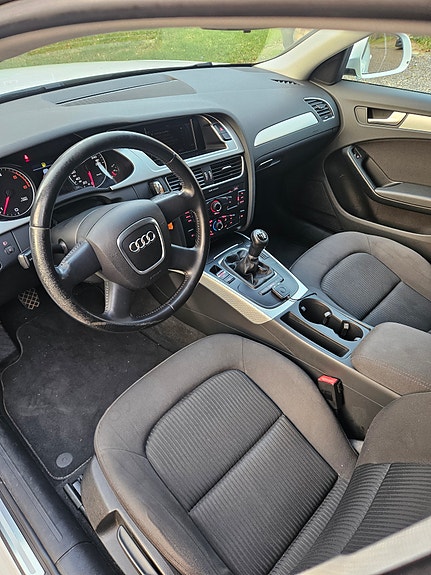 Audi A4 5 of 5