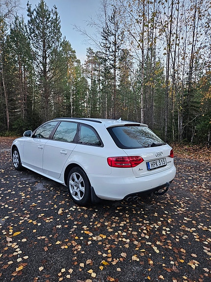 Audi A4 4 of 5