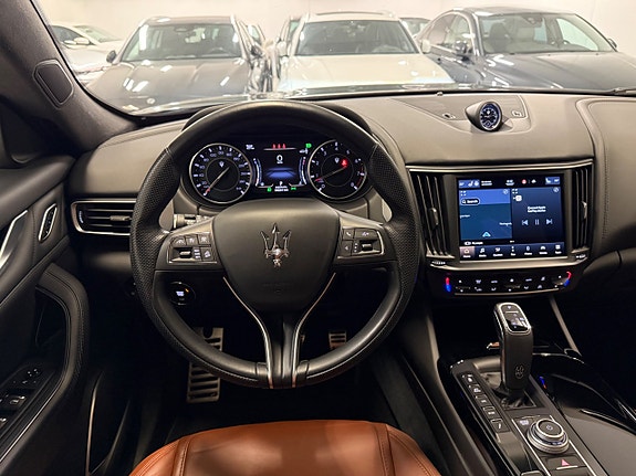 Maserati Levante 18 of 30