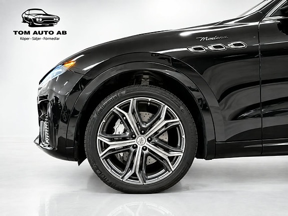Maserati Levante 3 of 30