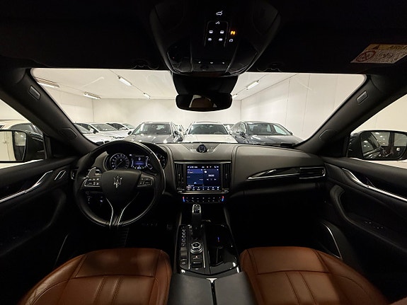 Maserati Levante 17 of 30